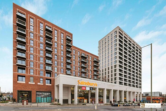 1 Bedroom Flat To Rent In Bower House, Henshaw Parad, The Hyde, NW9