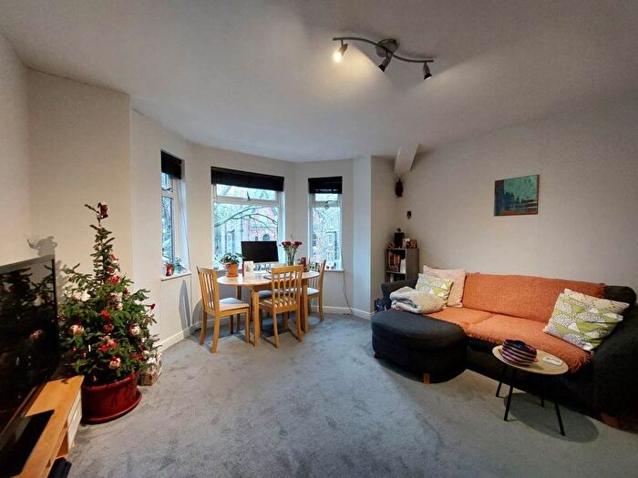 1 Bedroom Flat To Rent In Range Road, Manchester, M16