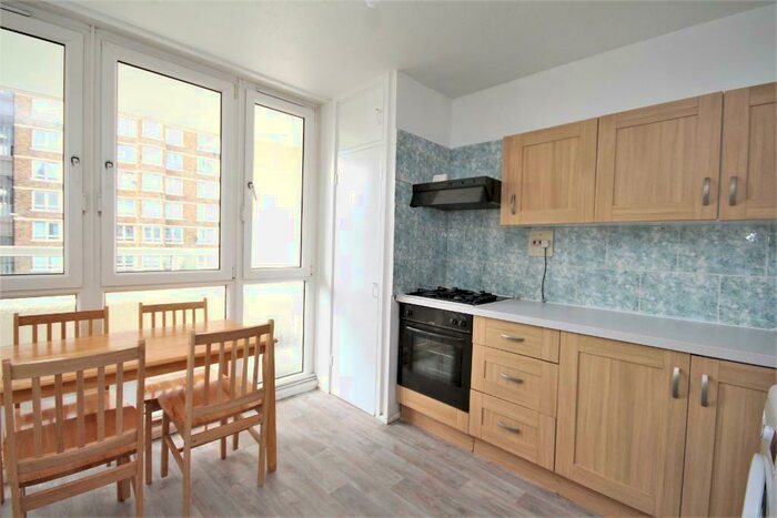 3 Bedroom Maisonette To Rent In Bath Street, Old Street, London, EC1V