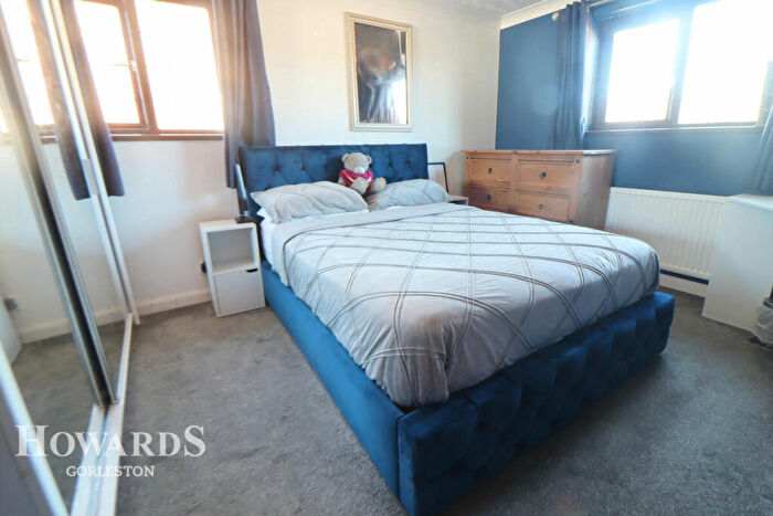 3 Bedroom End Of Terrace House For Sale In Merton Avenue, Gorleston, NR31