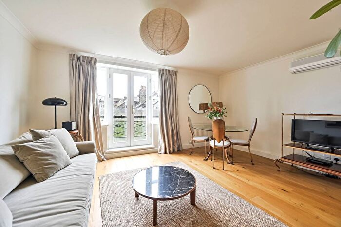 2 Bedroom Flat To Rent In Randolph Avenue, Maida Vale, London, W9
