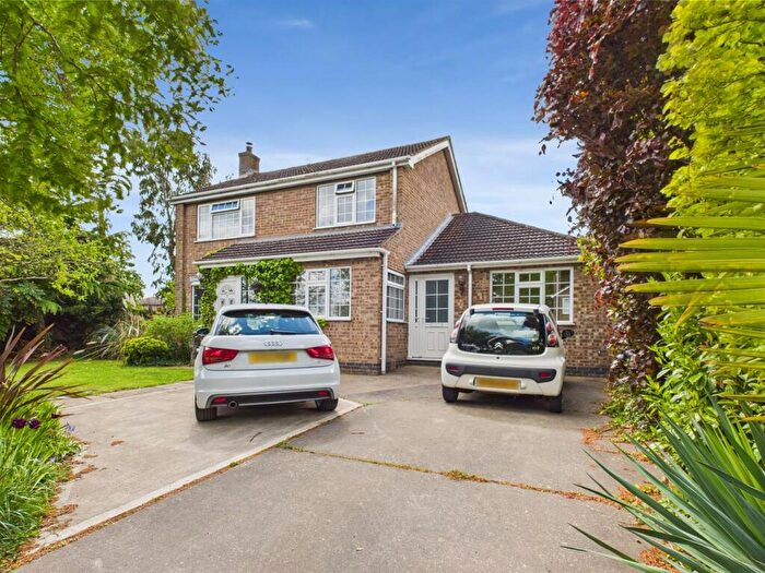 4 Bedroom Detached House For Sale In Rawnsley Close, Alford, LN13