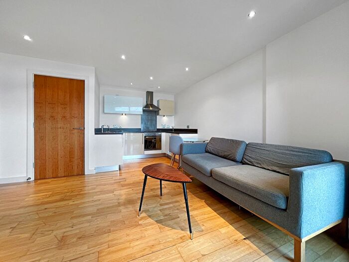 1 Bedroom Property To Rent In Montague, Gotts Road, Leeds, LS12