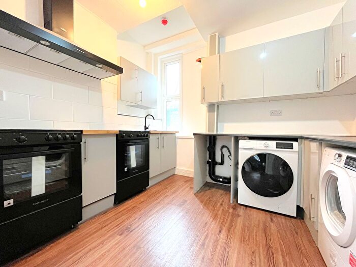 Studio To Rent In Clifftown Road, Southend-On-Sea, SS1