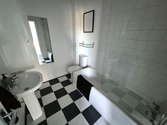 2 Bedroom End Of Terrace House To Rent In Audley Avenue, Newport, TF10