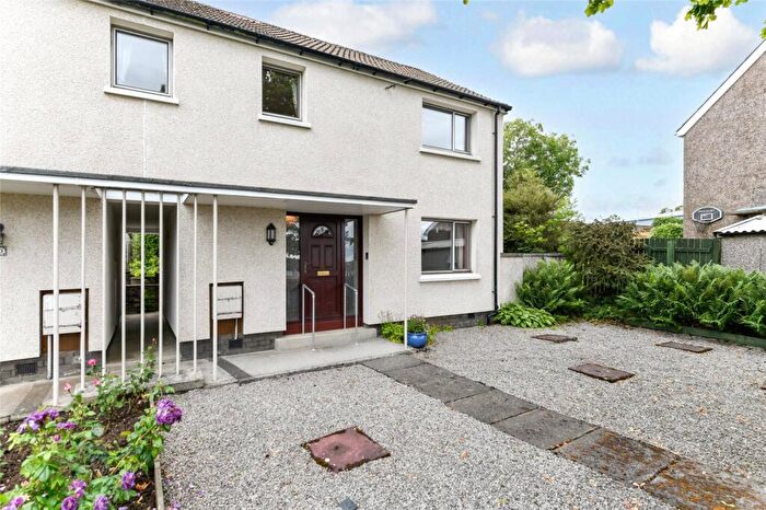 3 Bedroom End Of Terrace House For Sale In Kilwinning Road, Stewarton, Kilmarnock, East Ayrshire, KA3