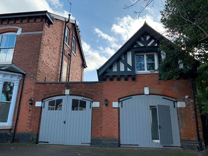 2 Bedroom Semi-Detached House To Rent In Oakfield Road, Sellyoak, B29