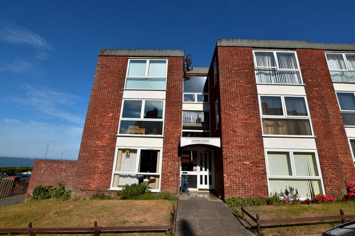 2 Bedroom Apartment To Rent In Alfred Road, Cromer, NR27