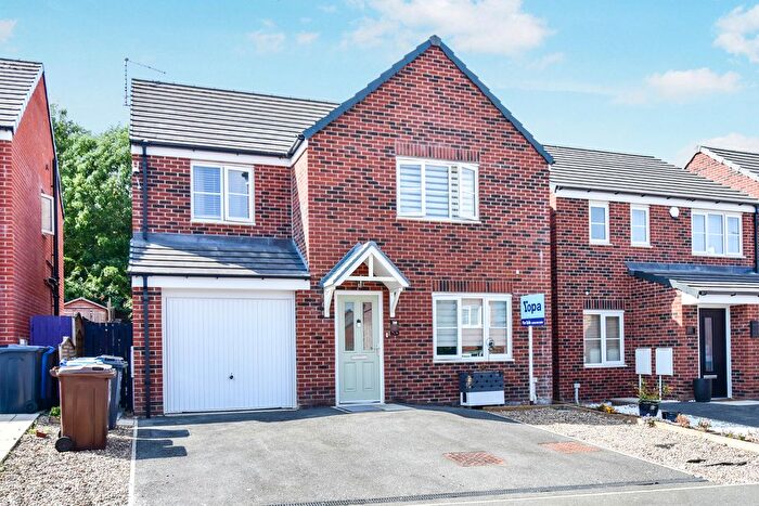4 Bedroom Detached House For Sale In Spitfire Road, Sheffield, S13