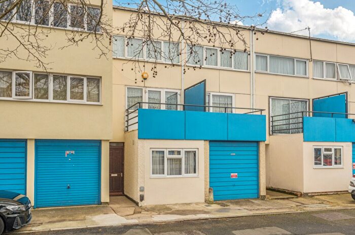 4 Bedroom Terraced House For Sale In Glamorgan Close, Mitcham, CR4