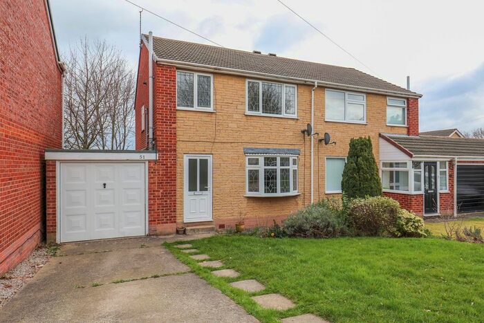 3 Bedroom Semi-Detached House To Rent In Burns Drive, Dronfield S18