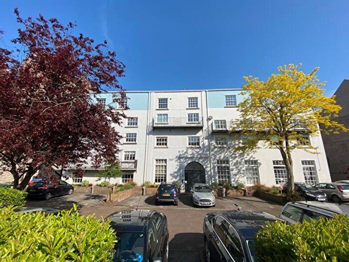 1 Bedroom Flat To Rent In Central Hall - City Centre, BS2