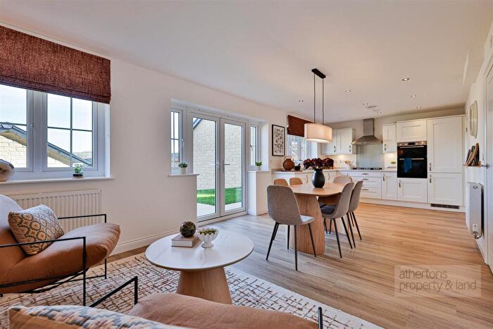 4 Bedroom Detached House For Sale In Meadow View Close, Worsthorne, Burnley, BB10