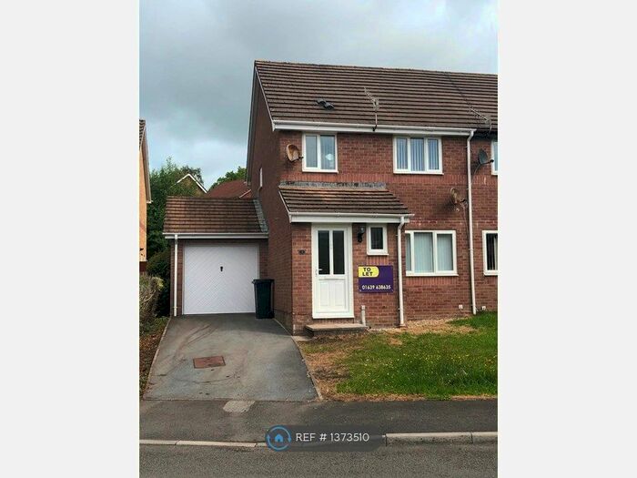3 Bedroom Semi-Detached House To Rent In Priory Court, Neath, SA10