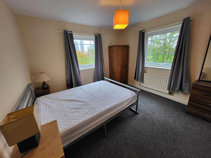 2 Bedroom Apartment To Rent In Drayton Street, Hulme, Manchester, M15