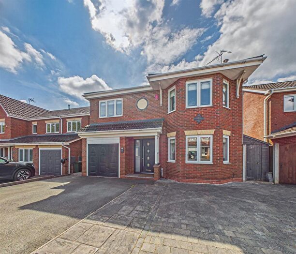 4 Bedroom House For Sale In Linnet Hill, Mickleover, Derby, DE3