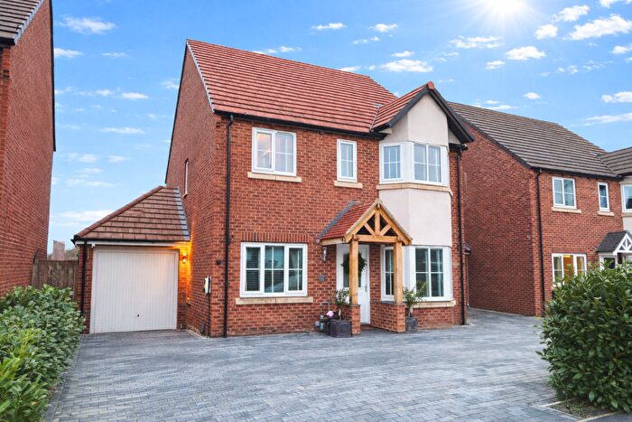 6 Bedroom Detached House For Sale In Kings Road, Evesham, WR11