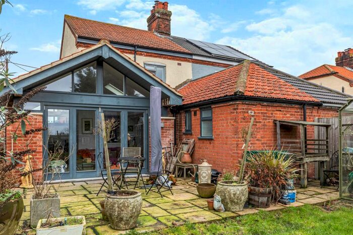 2 Bedroom Semi-Detached House For Sale In Cromer Road, Lower Gresham, Norwich, NR11