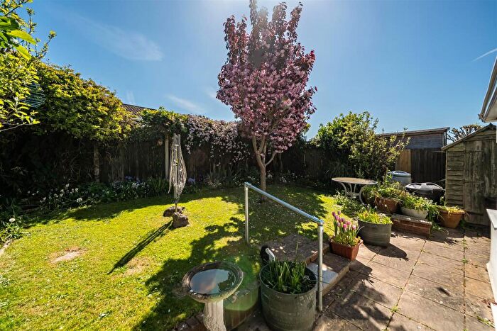 2 Bedroom Semi-Detached Bungalow For Sale In Nicholas Drive, Cliffsend, Ramsgate, CT12