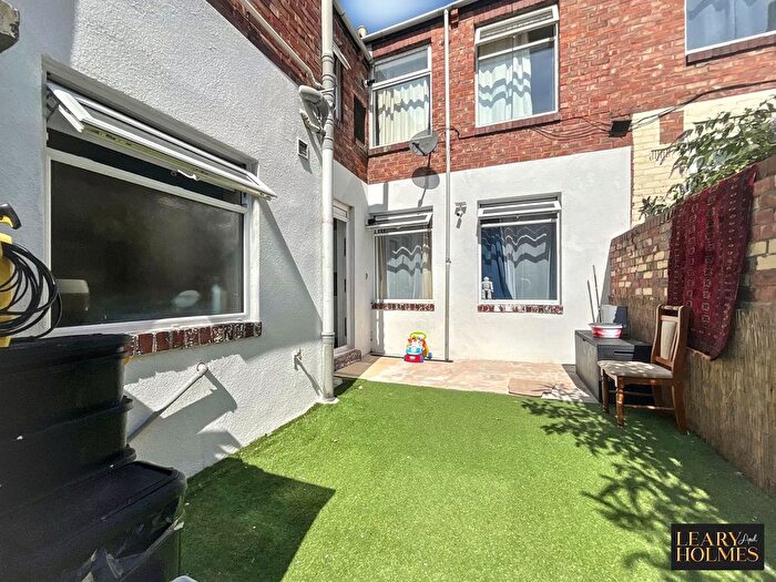 2 Bedroom Flat For Sale In Victoria Street, Hebburn, NE31