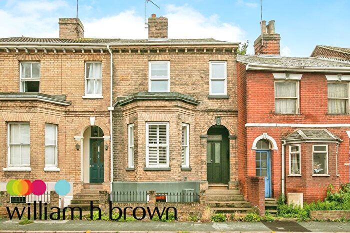 4 Bedroom Property To Rent In Maldon Road, Colchester, CO3