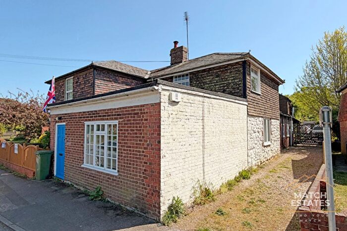 3 Bedroom Semi-detached House To Rent In The Street, Bethersden, Ashford, Kent, TN26