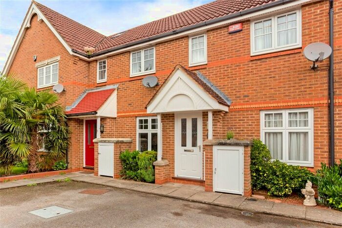 2 Bedroom Terraced House To Rent In Hopwood Close, Watford, WD17