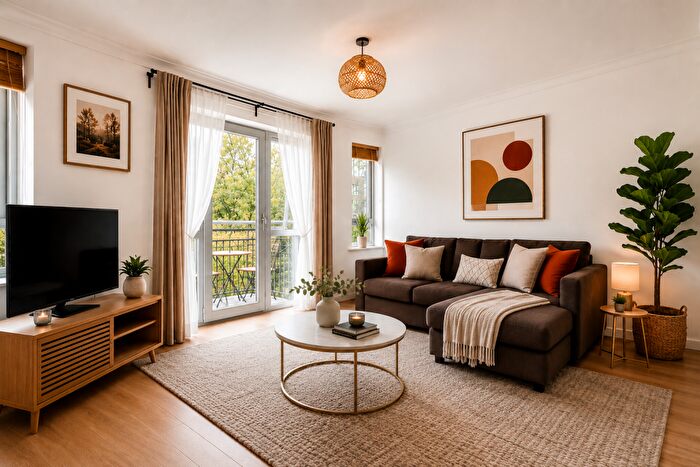 2 Bedroom Flat For Sale In Chrisp Street, Langdon Park, E14