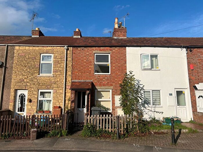 2 Bedroom Terraced House For Sale In Millbrook Street, Gloucester, GL1