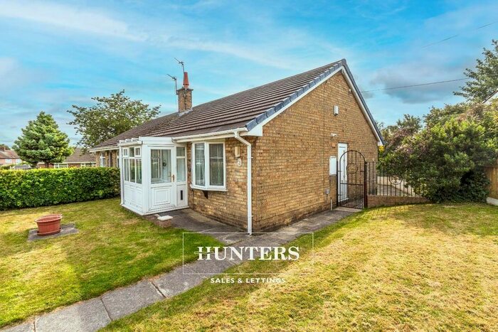 2 Bedroom Semi-Detached Bungalow To Rent In Marton Avenue, Hemsworth, Pontefract, WF9