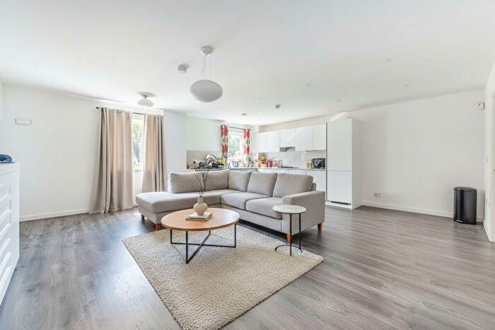 3 Bedroom Flat For Sale In Lensview Close, Harrow, HA1