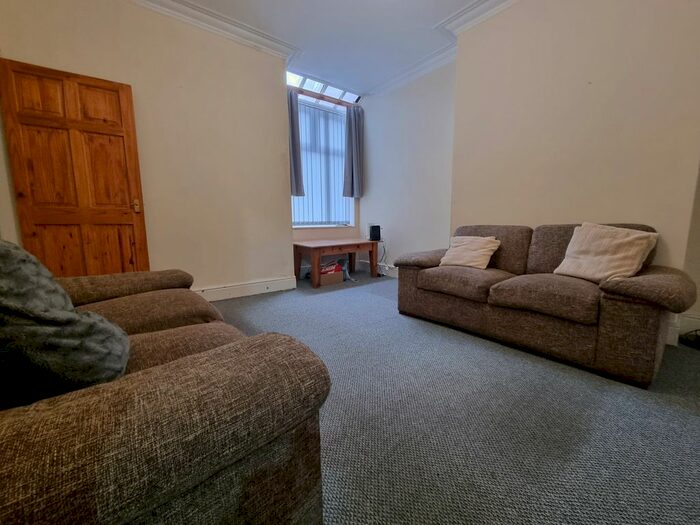 4 Bedroom Terraced House To Rent In Great Western Street, Manchester, M14