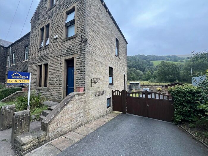 4 Bedroom End Of Terrace House For Sale In Sandbed Villas, Hebden Bridge, HX7