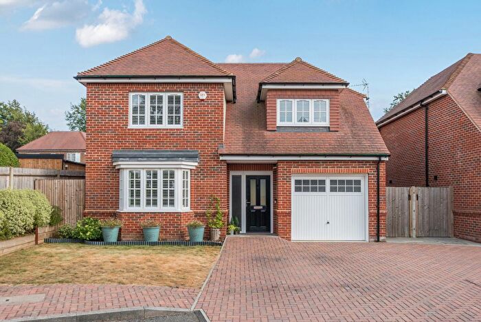 4 Bedroom Detached House For Sale In Smith Grove, Great Bookham, Leatherhead, KT23