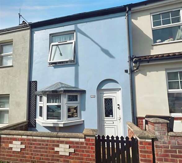 2 Bedroom Property For Sale In Cambridge Road, Lowestoft, NR32