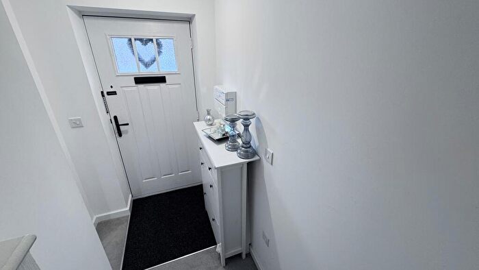 2 Bedroom Semi-Detached House For Sale In Harcourt Grove, Leicester, LE7