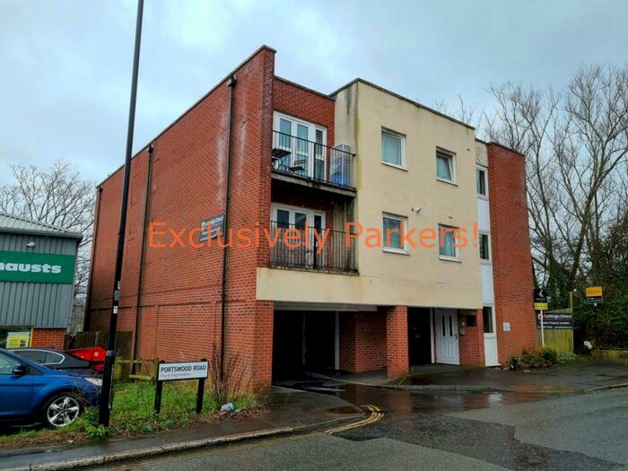 1 Bedroom Flat To Rent In Elliot Court, Portswood Road, Portswood, SO17