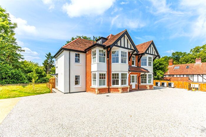 2 Bedroom Property For Sale In Pikes Hill, Lyndhurst, Hampshire, SO43