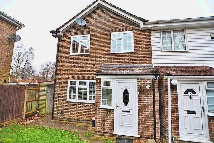 3 Bedroom Property To Rent In Birch Drive, Chatham, ME5