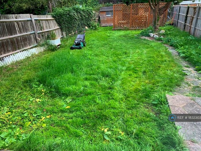 4 Bedroom Semi-Detached House To Rent In Cromwell Road, Kent, BR3