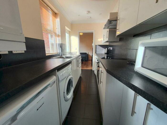 3 Bedroom House To Rent In York Street, Norwich, NR2