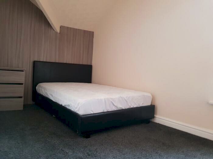 5 Bedroom House To Rent In Havelock Street Preston, PR1
