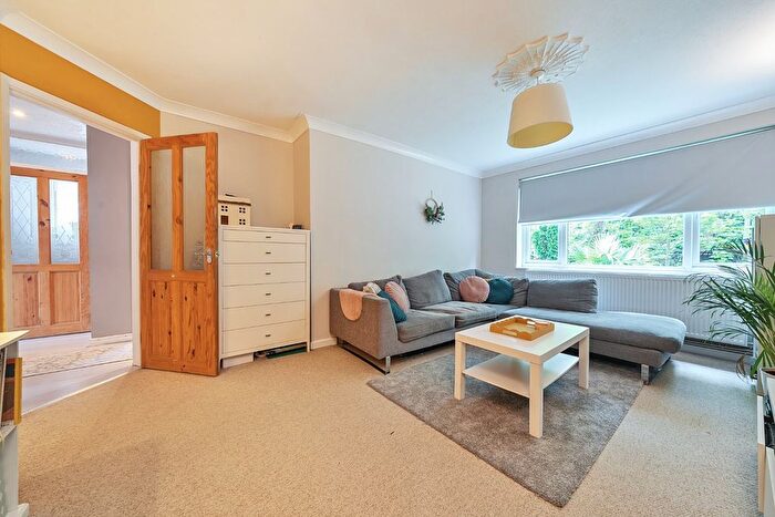 2 Bedroom Maisonette For Sale In Hilda Vale Close, Orpington, Kent, BR6