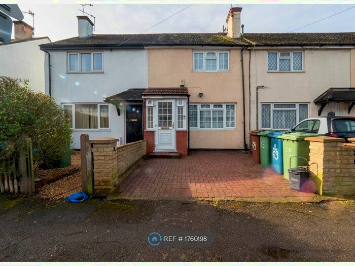 3 Bedroom Terraced House To Rent In Francis Road, Harrow, HA1