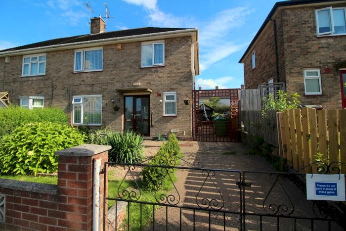 3 Bedroom Semi-Detached House To Rent In Southchurch Drive, Clifton, Nottingham, NG11