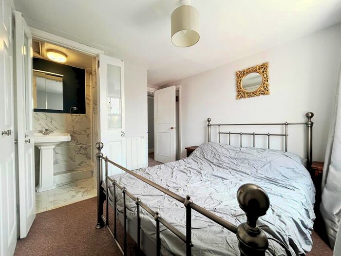 1 Bedroom Apartment To Rent In London Road, Cheltenham, GL52