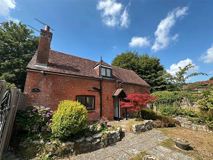2 Bedroom Detached House For Sale In Bell Lane, Wilton, Salisbury, Wiltshire, SP2