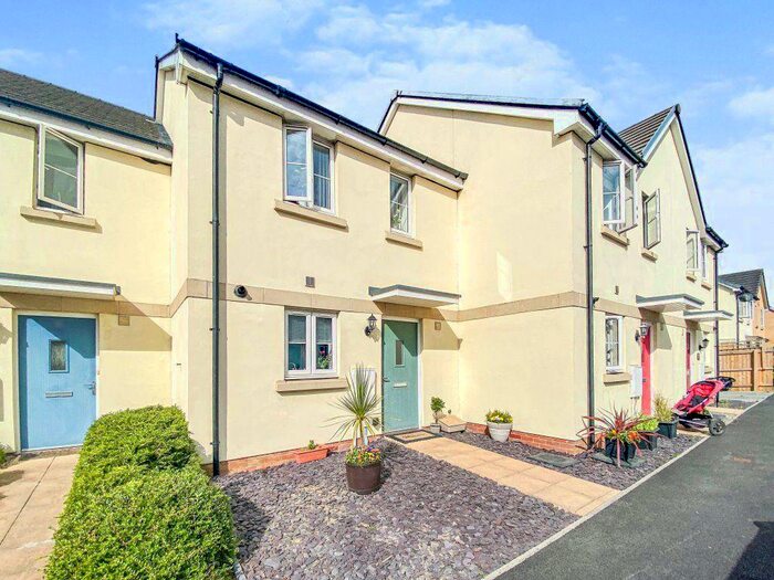 2 Bedroom House To Rent In Barnstaple, EX31