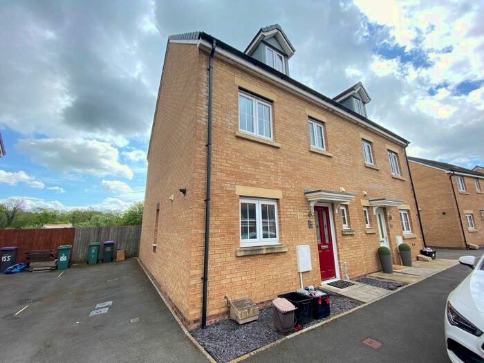 3 Bedroom Semi-Detached House To Rent In Parc Panteg, Sebastopol, Pontypool, NP4