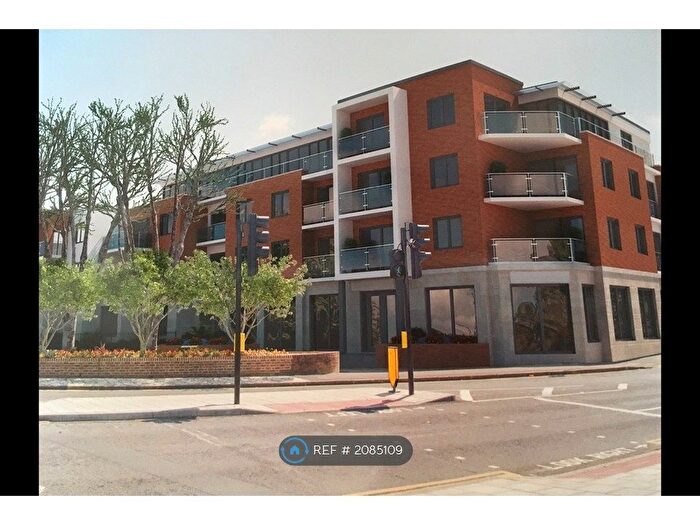 1 Bedroom Flat To Rent In Watton Point, Surbiton, KT6